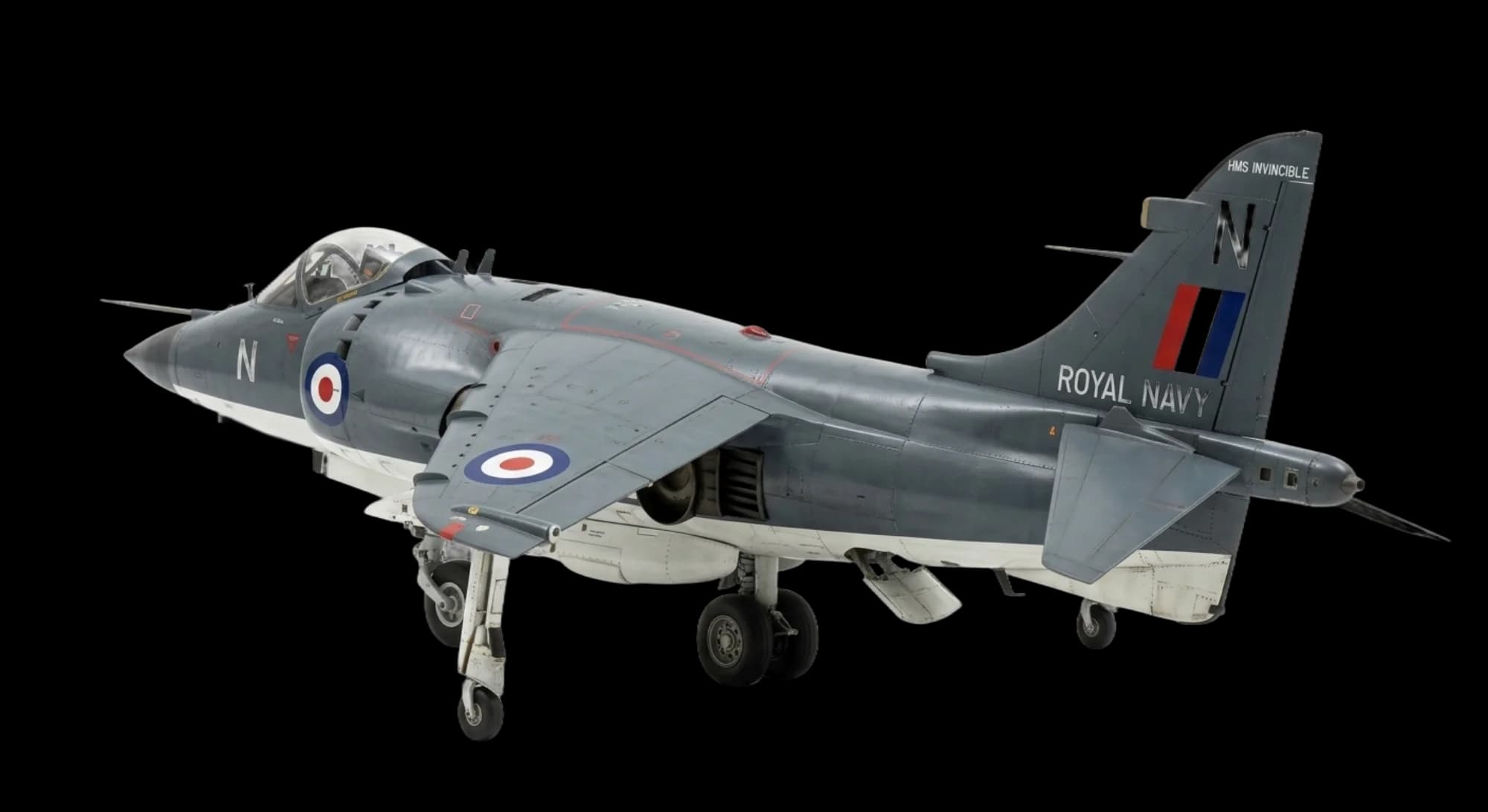 Hawker Siddeley Harrier 1967 - Rear 3/4 view